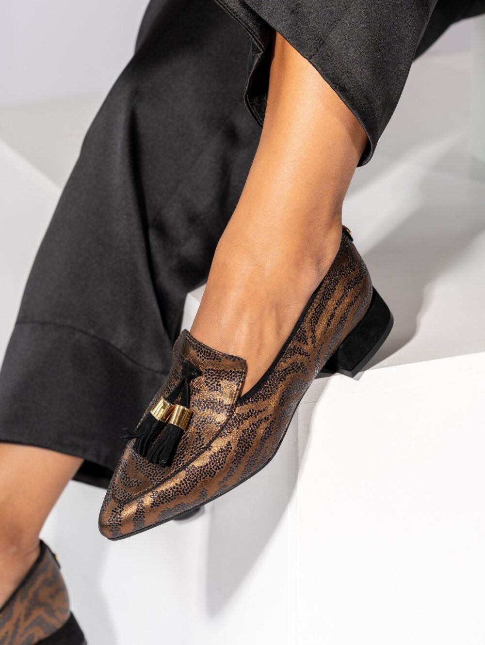 Brown Low Heel Shoes Lea 102